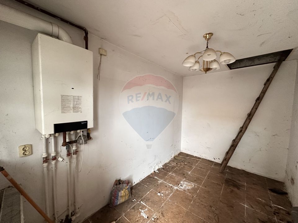 Land with house - 498 sqm Colentina/St. Nicolae Apostol