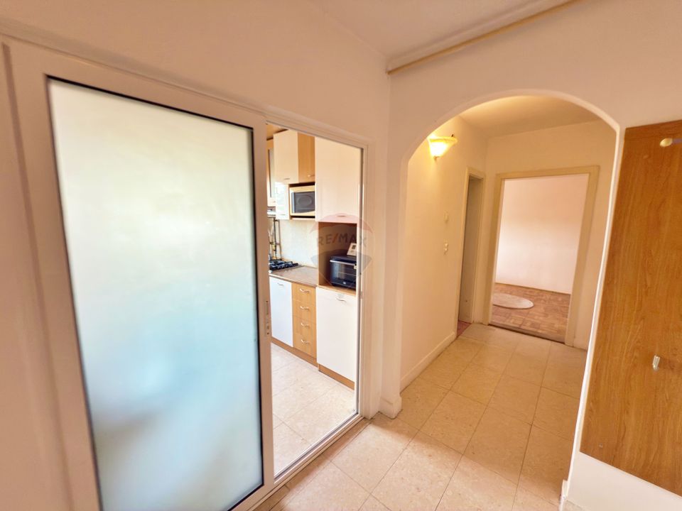 Apartament cu 2 camere de închiriat, str. Tudor Vladimirescu, Arad