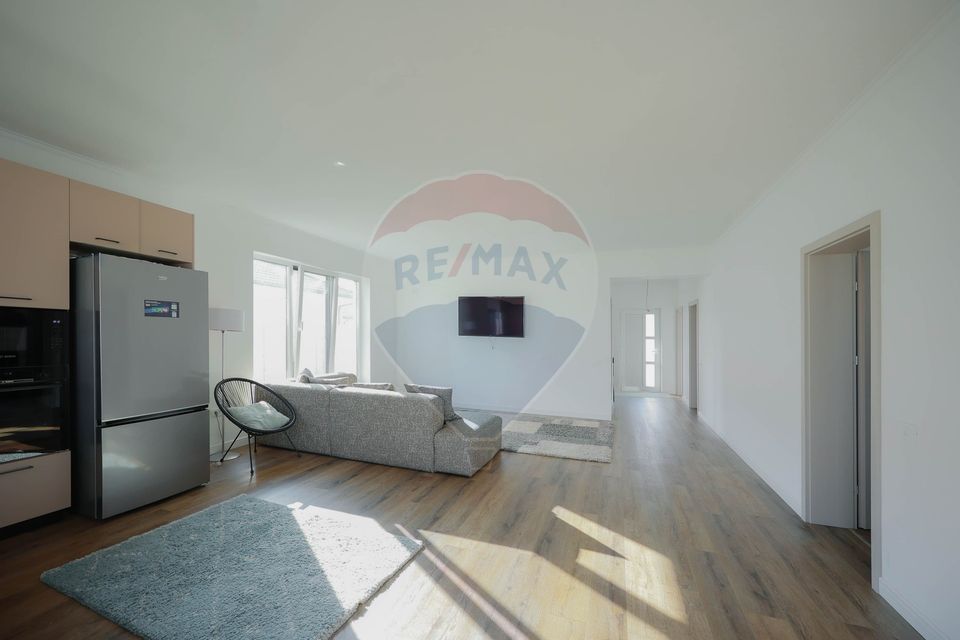 4 room House / Villa for sale