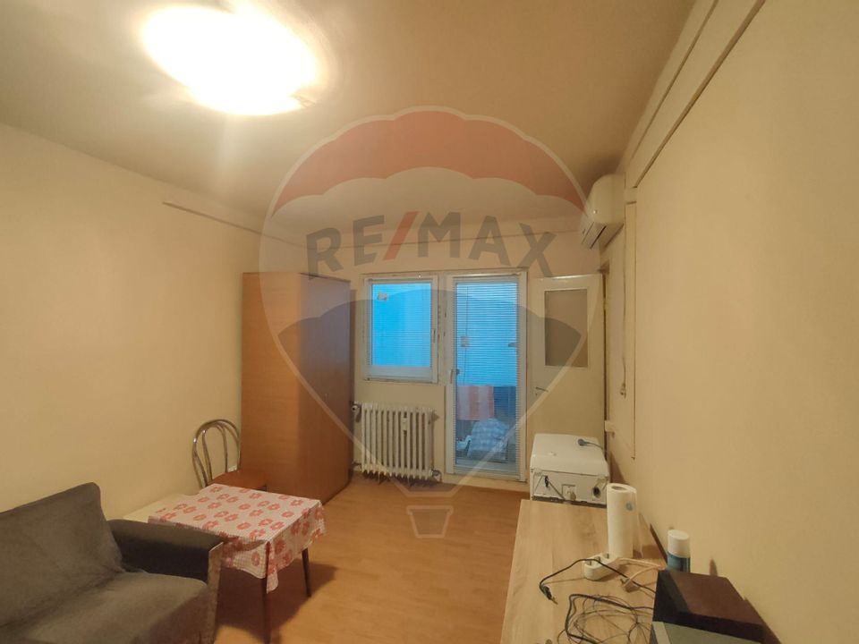 Apartment 1 room for sale Arad, Micalaca RMX93845 RE/MAX Romania