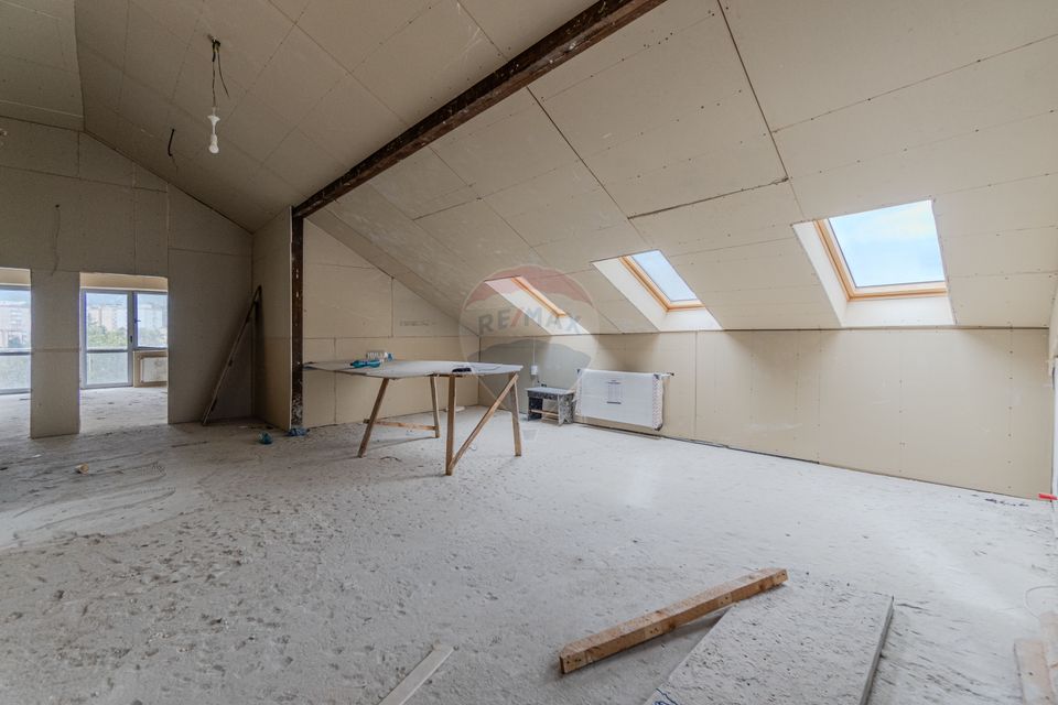 Cladire de 902 mp utili de vânzare, zona Grivitei - DN 13, COMISION 0