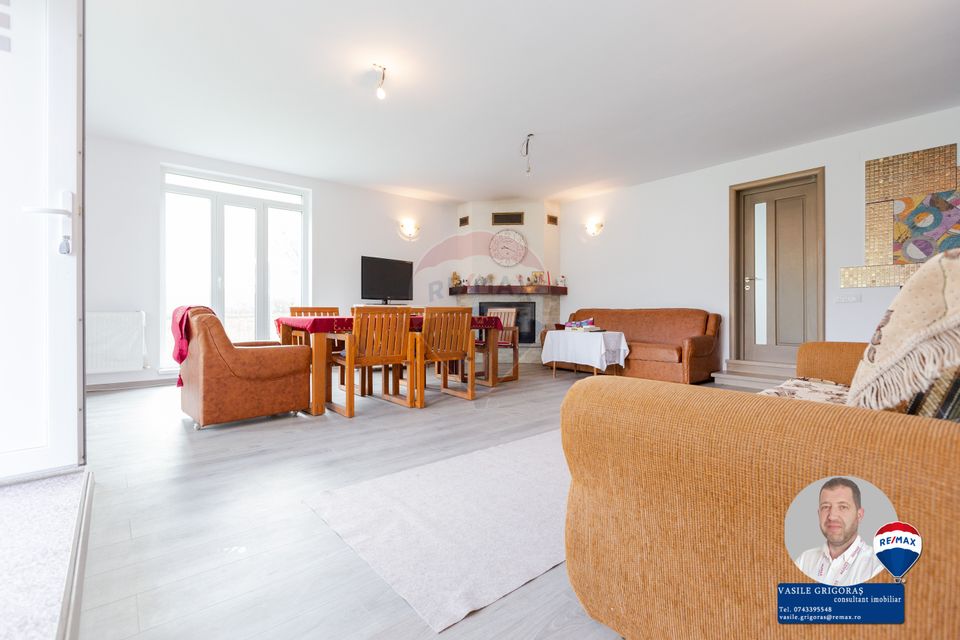 4 room House / Villa for sale