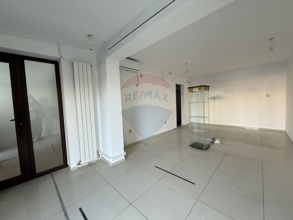 Spațiu comercial de 66mp de închiriat în zona Tomis Nord Ciresica
