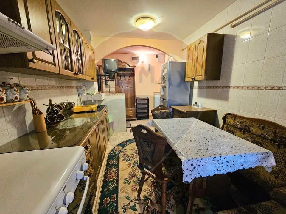 Apartament cu 2 camere strada Prieteniei, parter!