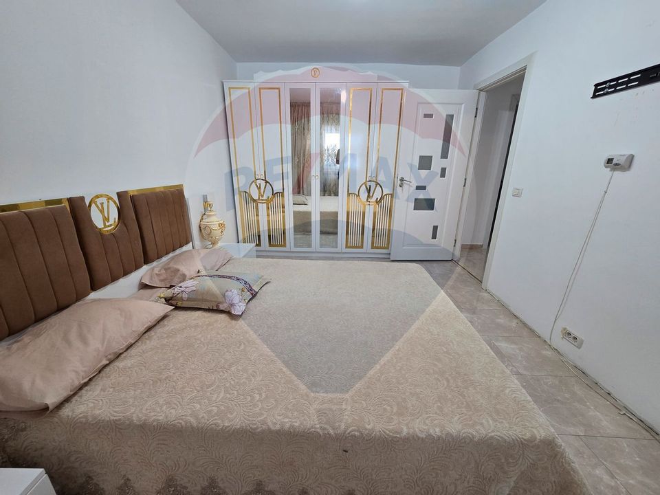 Apartament 3 camere de vânzare la parter, zona Nord - Fiald