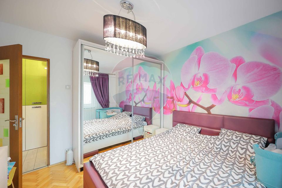 3 room Apartment for sale, Decebal area