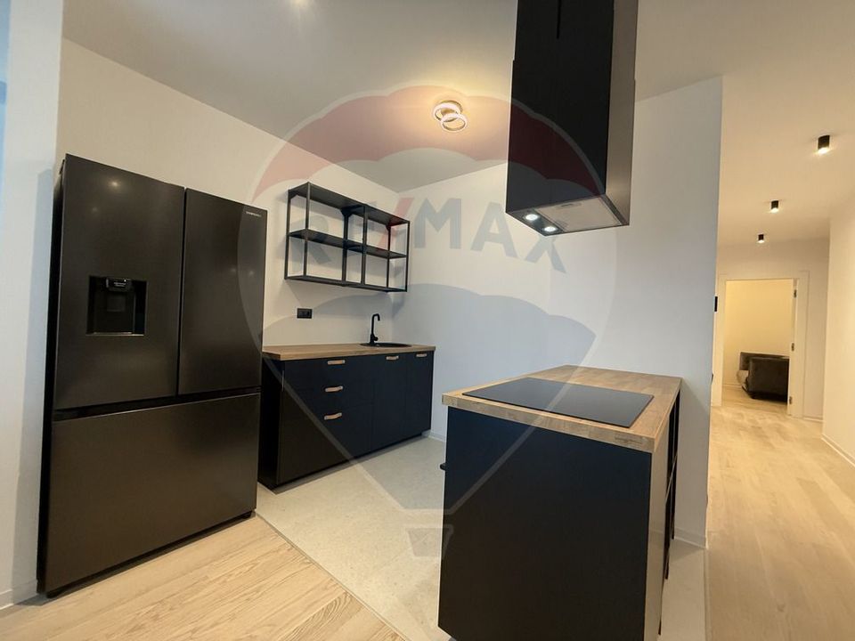 Apartament cu 3 camere de închiriat în zona Barbu Vacarescu