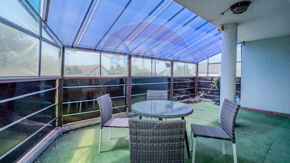 10 room House / Villa for sale