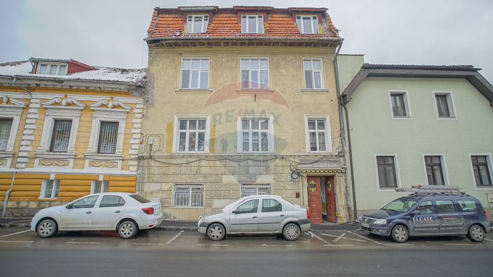 REZERVAT! Oportunitate investiție: 3 camere, Piața Unirii