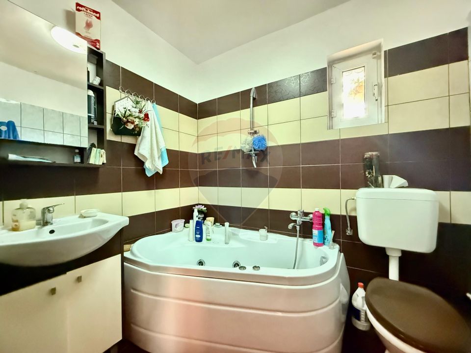 16 room House / Villa for sale, Coiciu area