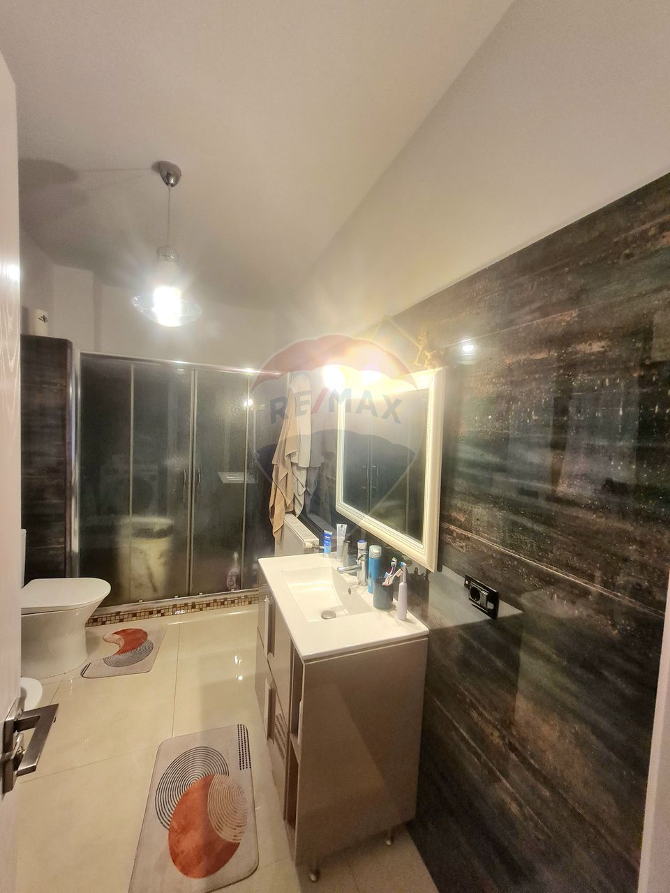 Vila moderna P+M cu 4 camere de vânzare