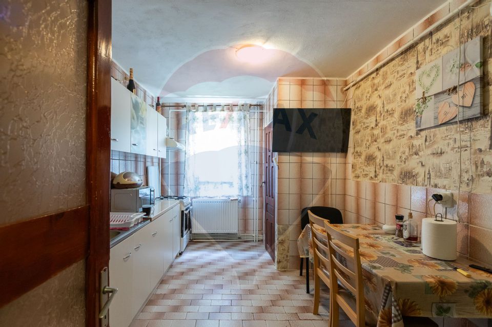 4 room Apartment for sale, Republicii area