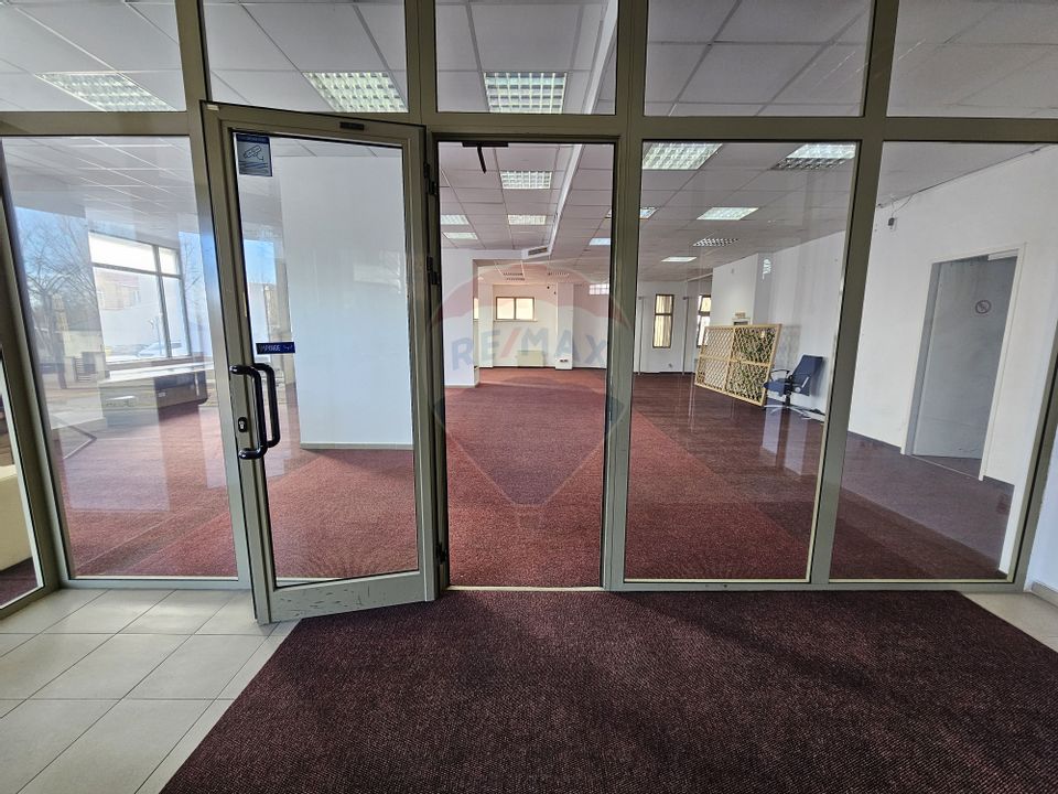 2,600sq.m Office Space for sale, Central area