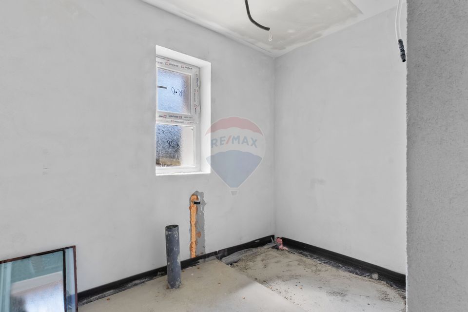 Casă spațioasă 244 mp cu teren generos 2.834 mp – Satu Mare, Secusigiu