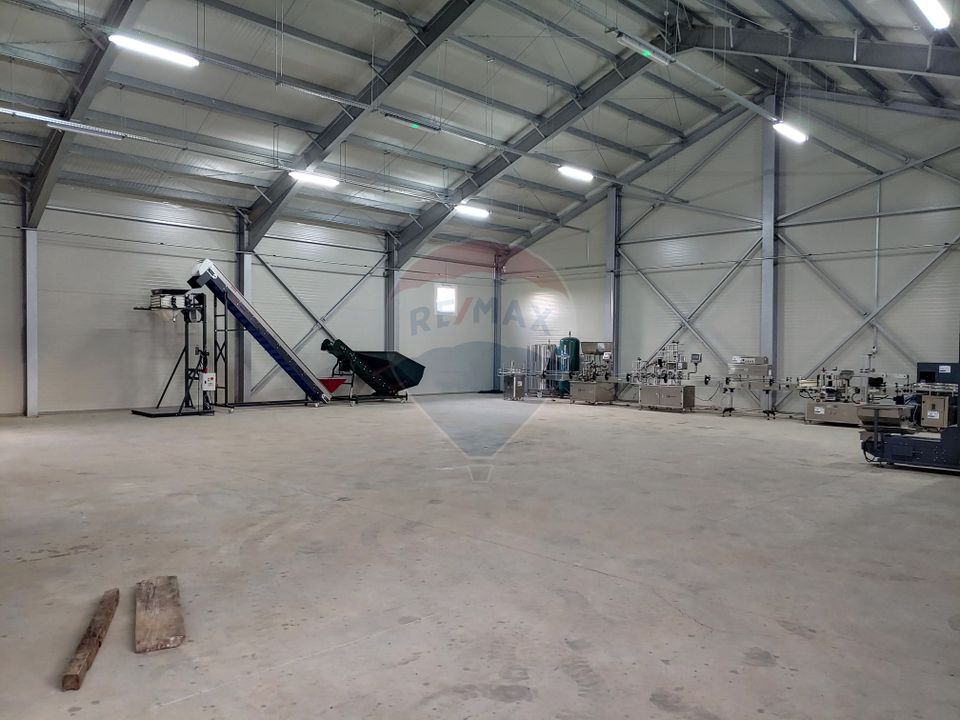 Spațiu industrial-depozit de 1120mp de închiriat în Dumbrăveni, SV