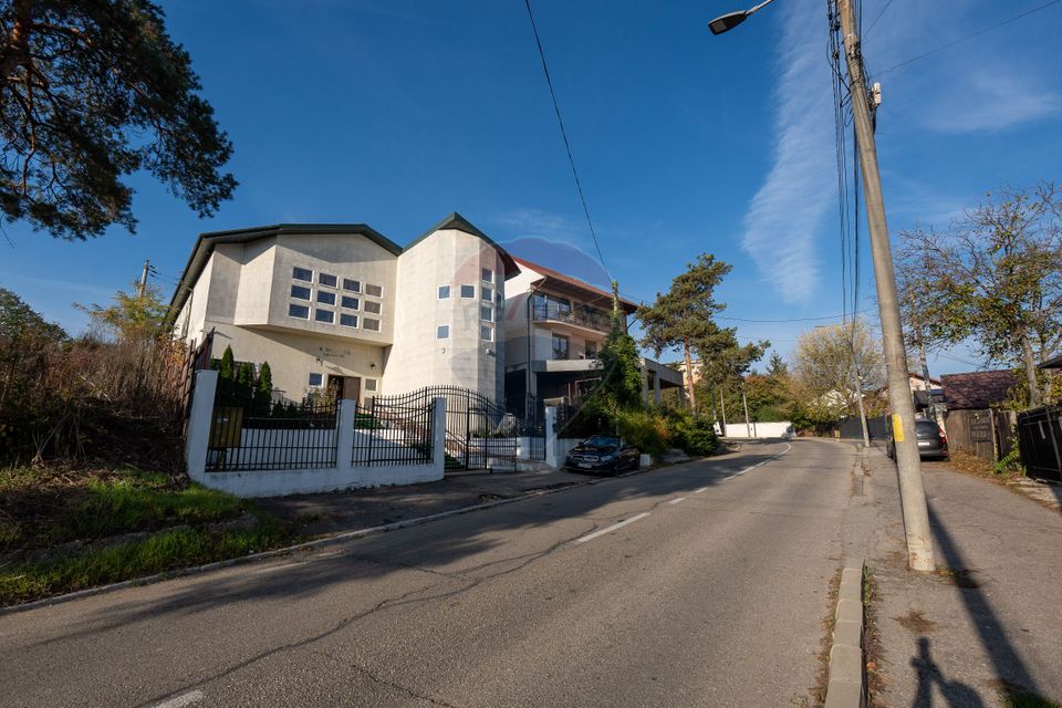 350sq.m Commercial Space for rent, Gavana area