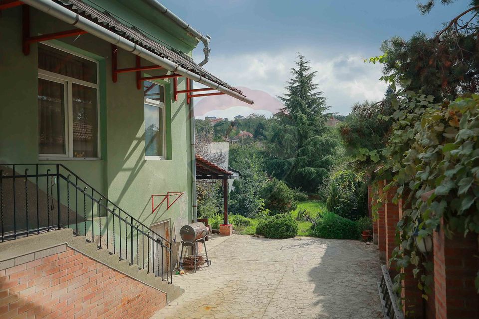 4 room House / Villa for sale, Ultracentral area