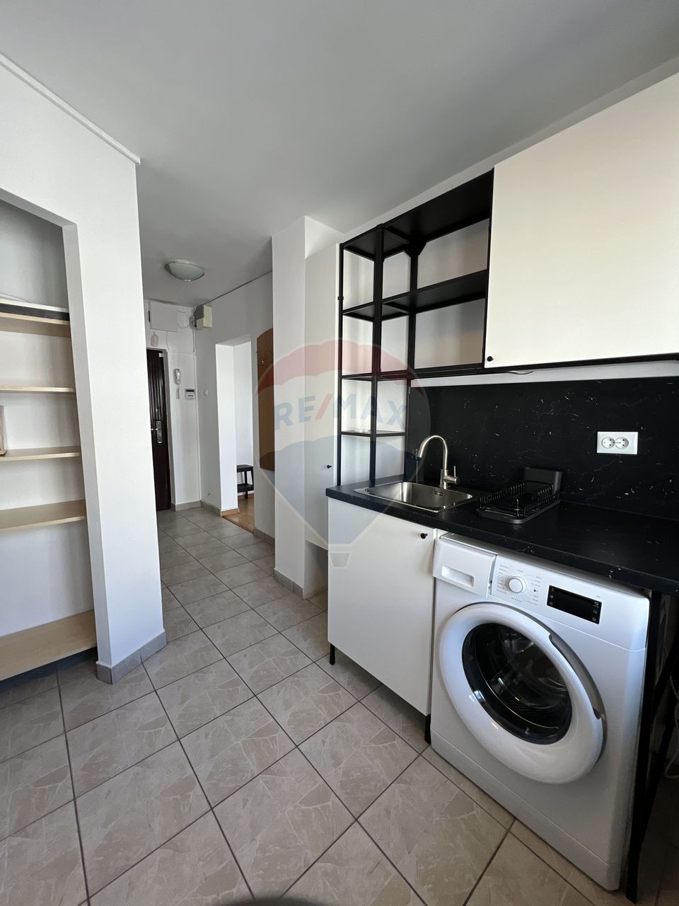 Comision zero! Garsoniera de inchiriat în zona Titulescu, Banu Manta