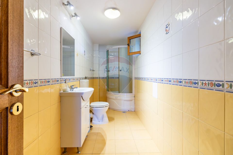 Casă / Vilă în Pipera de inchiriat, Iancu Nicolae, 5 x parcare