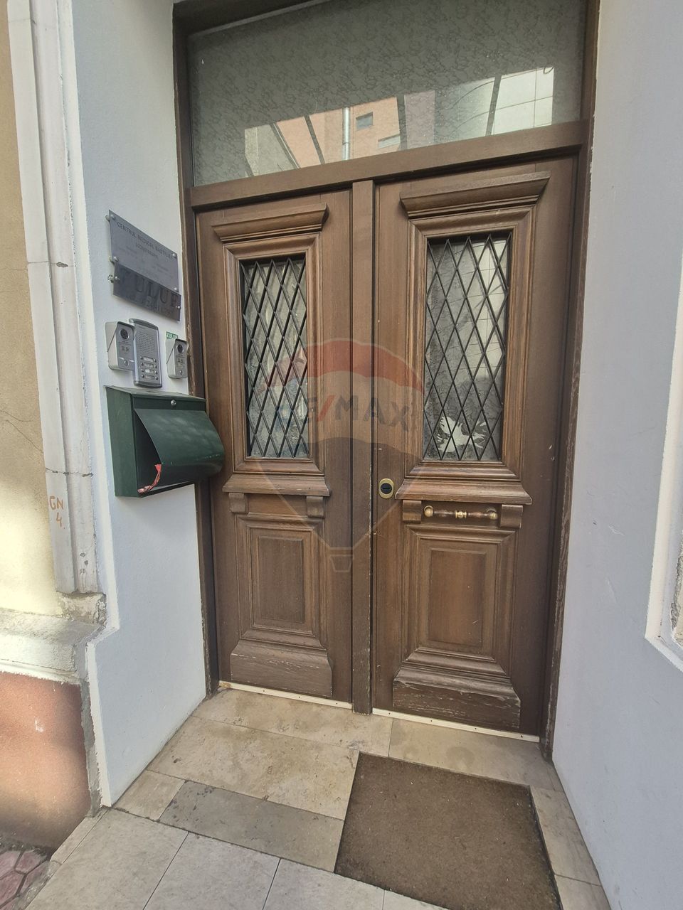 Apartament deosebit 2 camere Piața Romană | Clădire consolidata total