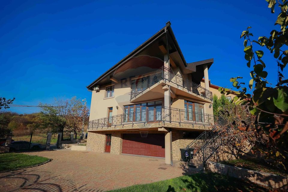 5 room House / Villa for rent, Dealuri Oradea area