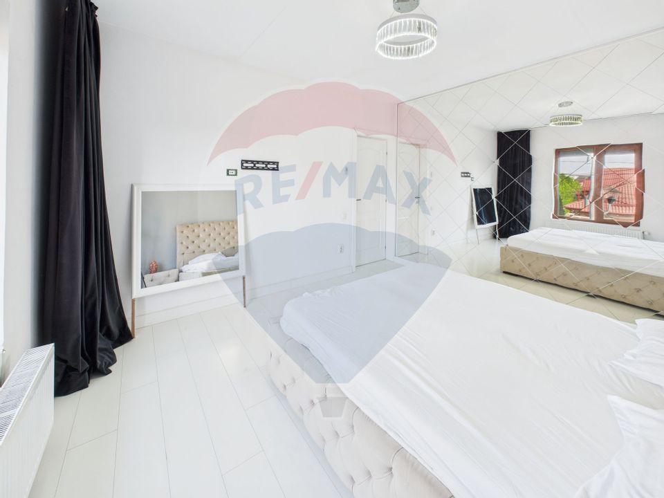 Casă / Vilă cu 4 camere de vânzare în zona Est