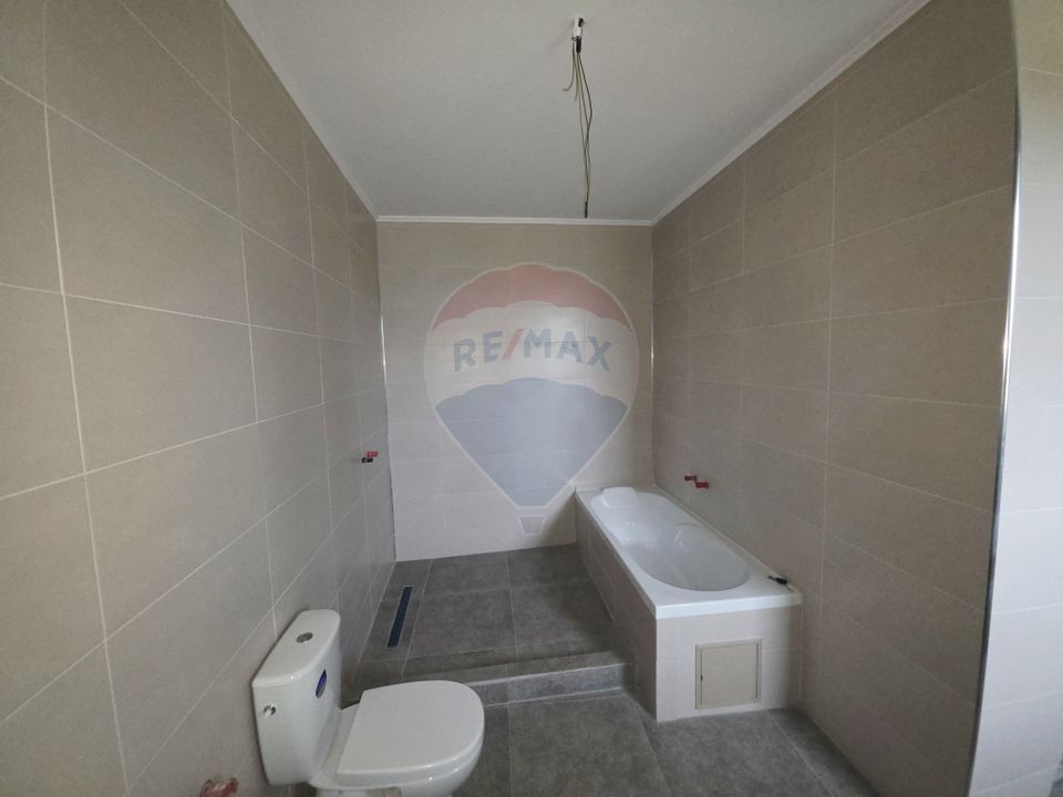 4 room House / Villa for sale