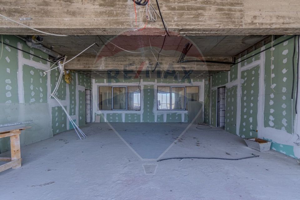 Activ Hotelier SubEvaluat | 18.000 mp construiti | 3 ha teren | BRASOV