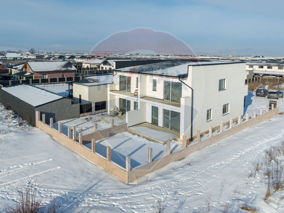 DUPLEX NOU, curte, cartier Izvor!