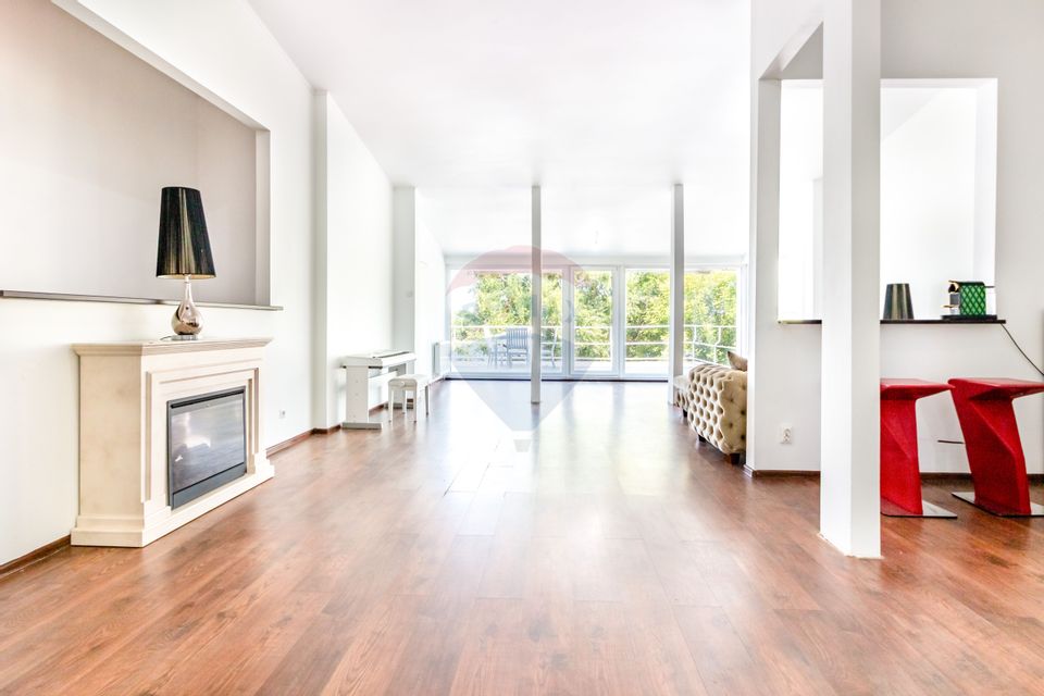 Snagov - Vila 5 camere cu terase mari si iesire directa la lac