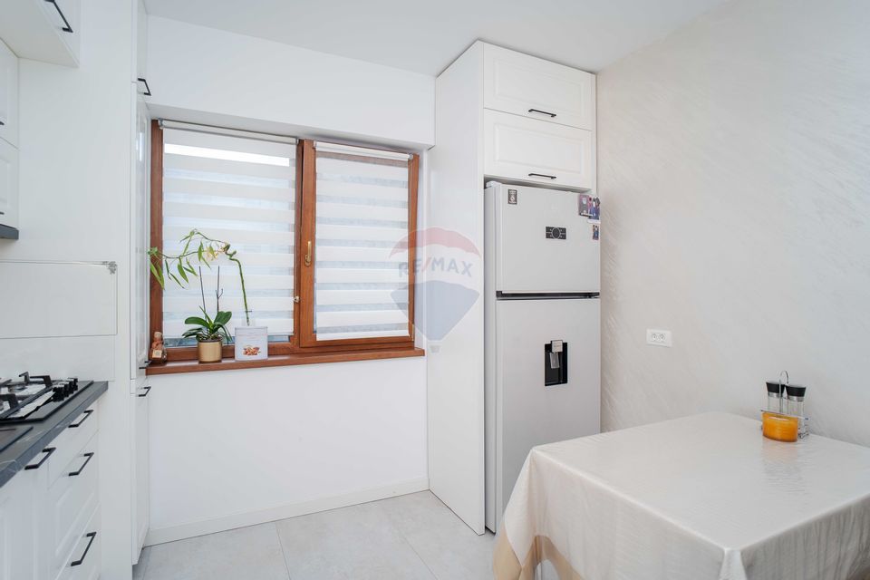 Apartament cu 3 camere de vânzare  ESQ Village  Valea Lupului