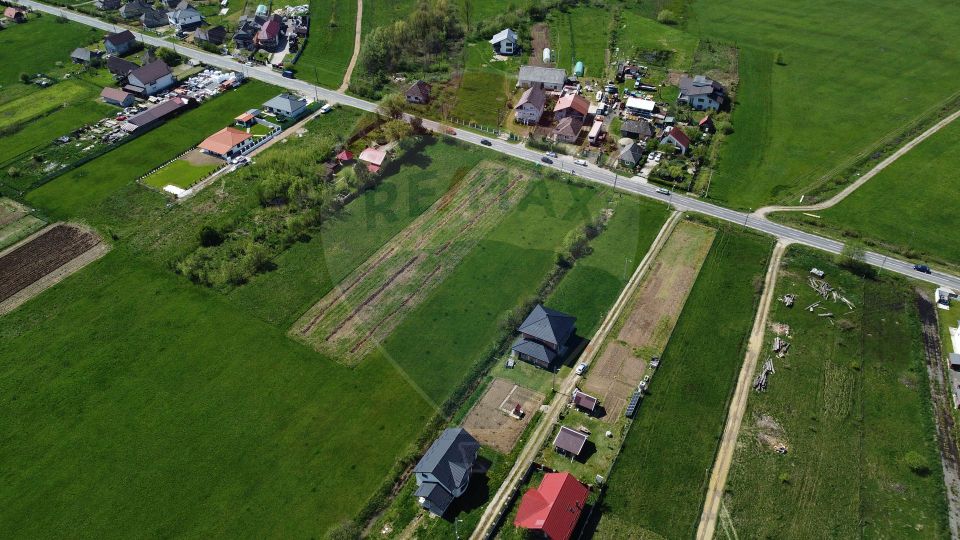 Land 5,609sqm Sacalaseni / Strada Unirii