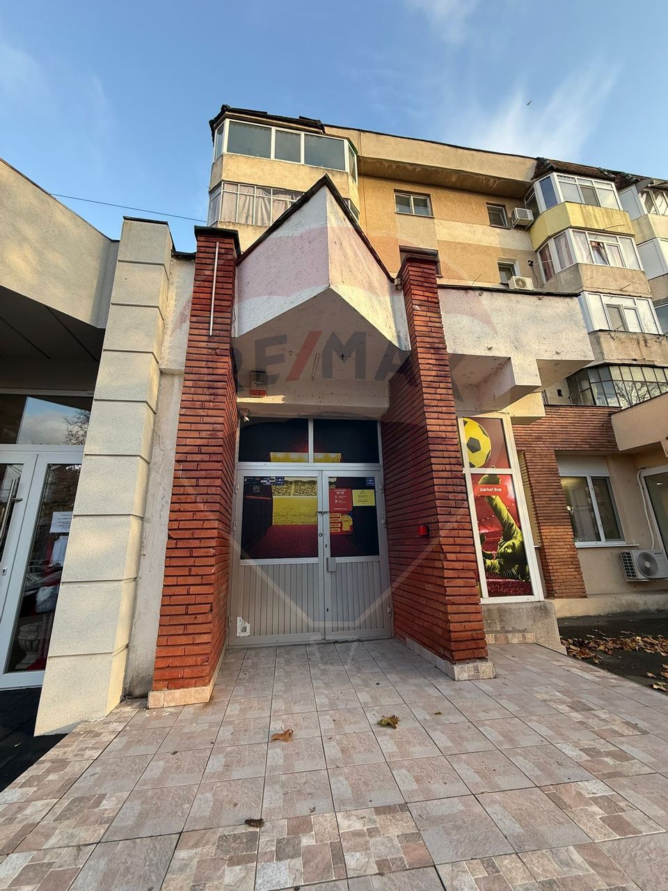Spațiu comercial de 60mp de închiriat în zona Rovine
