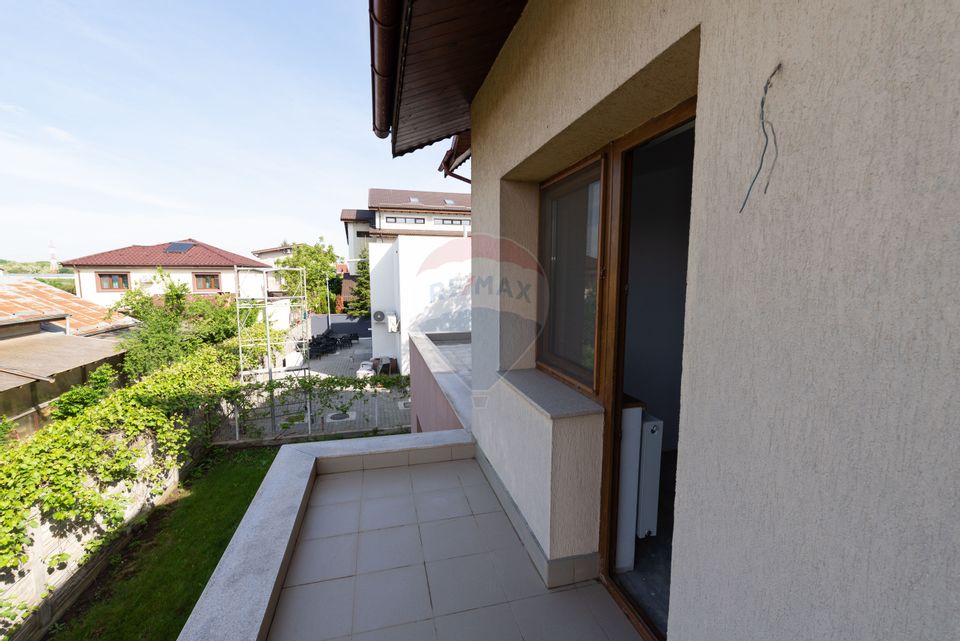 House for sale white 7 rooms 411sqm land com Berceni Bd 1 Mai