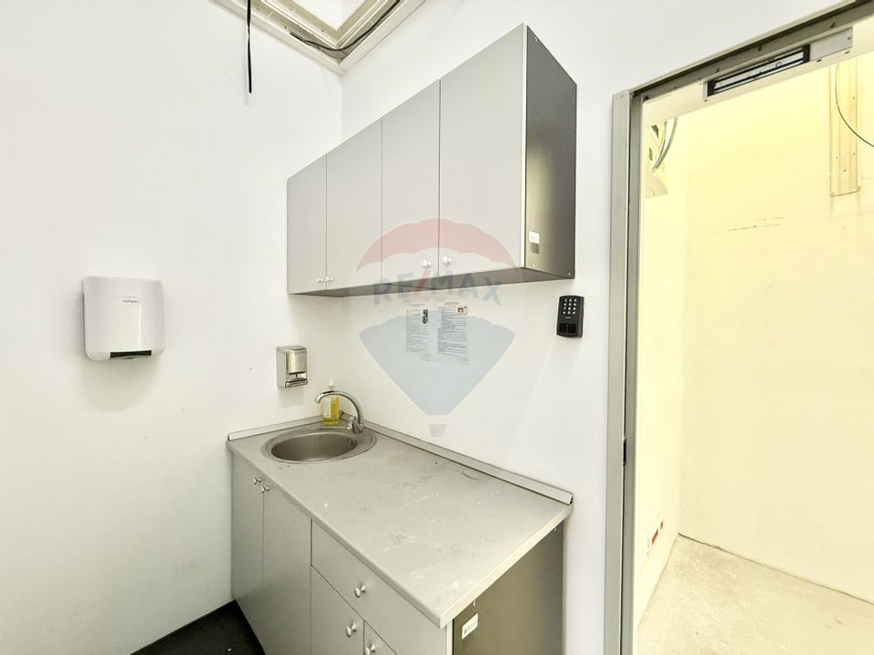 De inchiriat | Spatiu comercial/birouri stradal Afi Mall | 150 mp