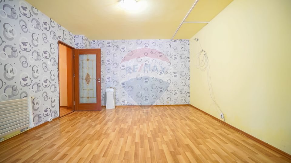 4 room Apartment for sale, Scriitorilor area