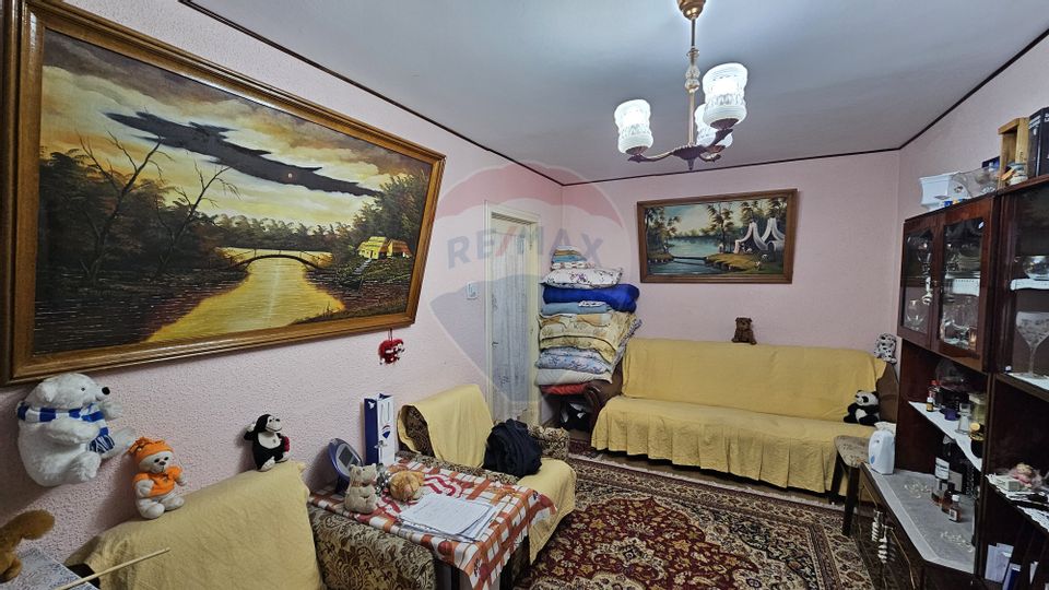 Apartament decomandat cu 2 camere în zona Burdujeni