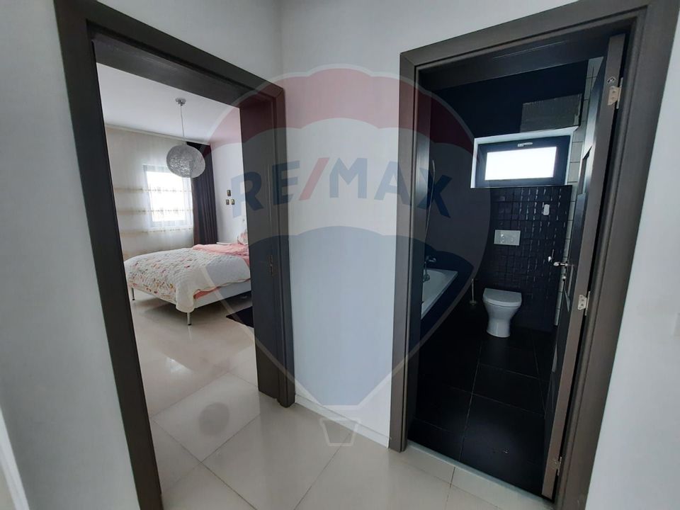 4 room House / Villa for sale