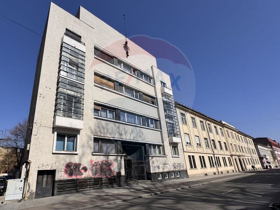 Apartament cu 2 camere de vânzare Ultracentral