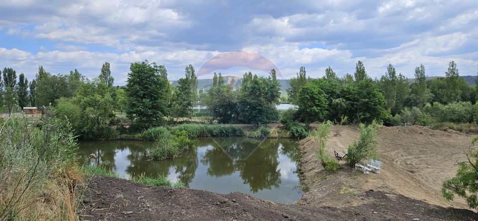 Teren de vanzare, zona cu acces rapid la autostrada, Campia Turzii