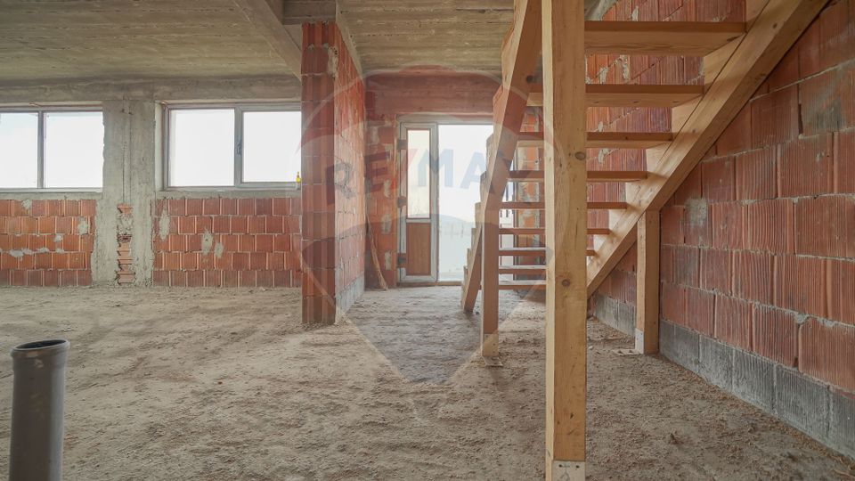 4 room House / Villa for sale