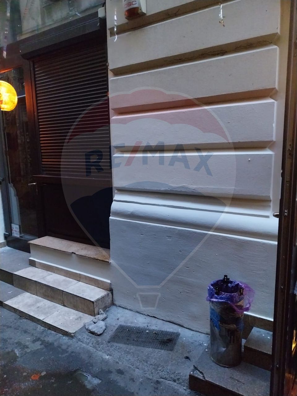 100sq.m Commercial Space for rent, Lipscani area
