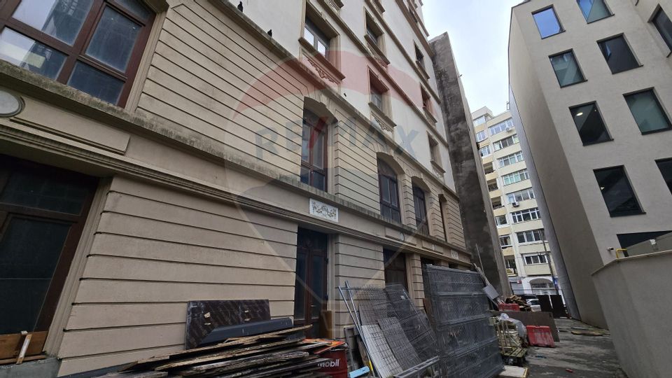 DE VANZARE  Hotel 66 camere zona Rosetti