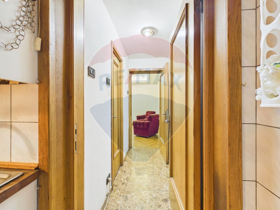 5 room House / Villa for sale, Grivita area