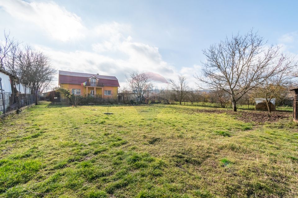 Casa cu 3 camere de vanzare in Bontida, Teren 1000mp