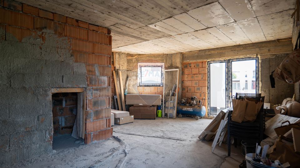 Vanzare duplex P+1+2 retras