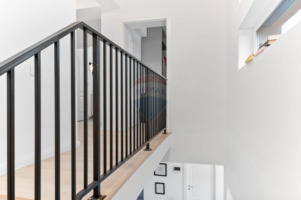 4 room House / Villa for sale