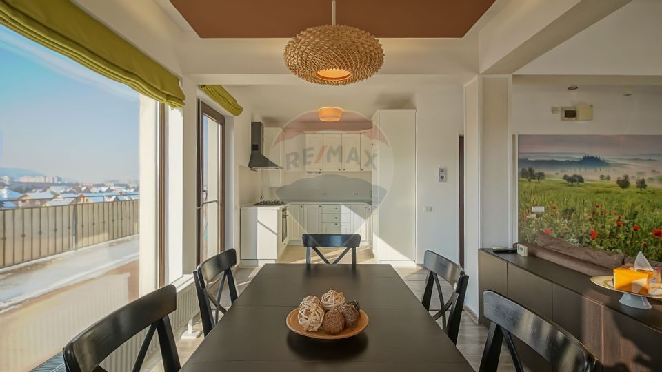 De vanzare penthouse in Tractoru, 3 camere, mobilat si utilat