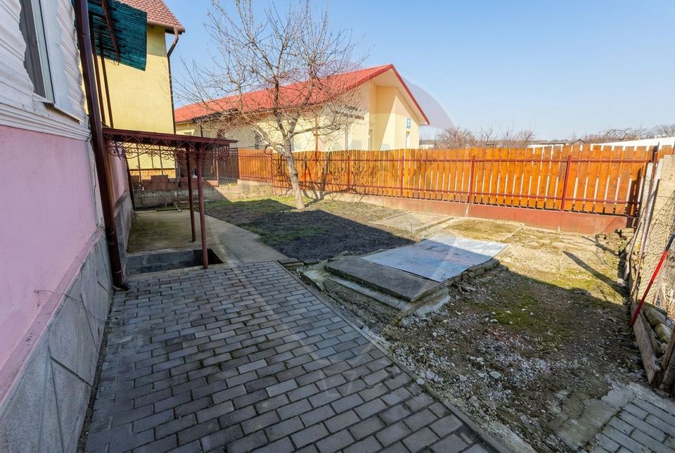 3 room House / Villa for sale, Sud-Est area