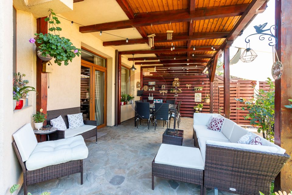 House / Villa for sale in Corbeanca, Blue Lagoon, near the lake